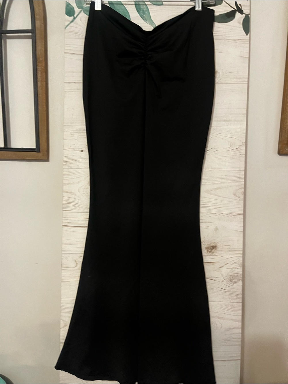 SHEIN Black Ruched-Front Maxi Skirt